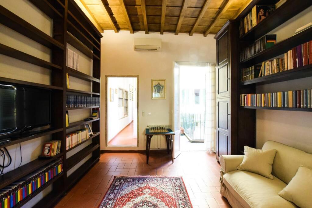Casa Ghibellina - City Center With Outdoor Space! Firenze Bagian luar foto